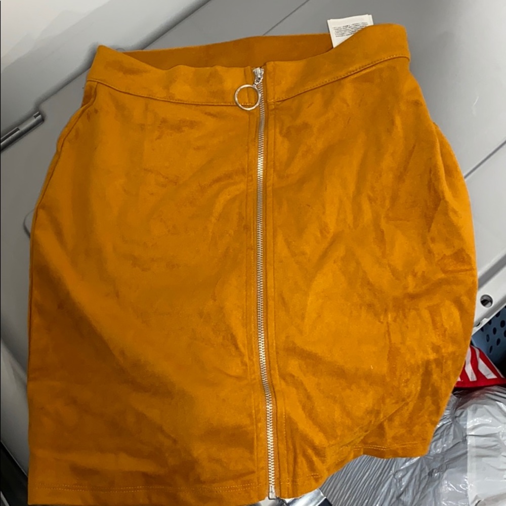 Guess o ring skirt NWOT